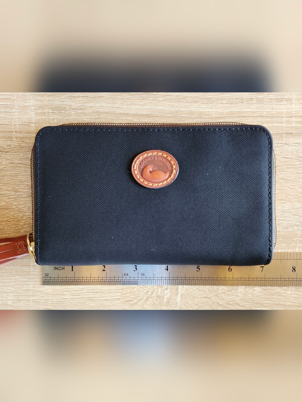 Dooney & Bourke Nylon Large Zip Around Wristlet Wallet Clutch Black - Picture 3 of 9